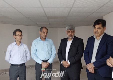 بازید فرماندار شهرستان بندرلنگه از روند آماده‌سازی پروژه ساختمان فرهنگی و هنری پلاتو